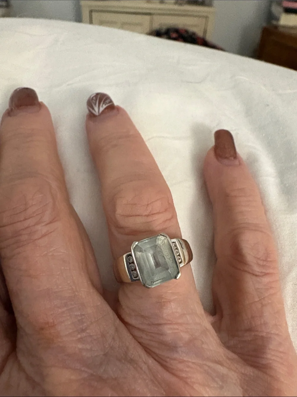 14kt white gold Aquamarine Ring with diamonds sz 5 - Picture 2 of 5